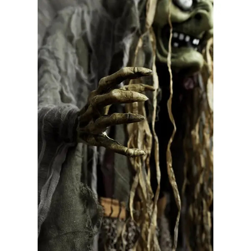 5 Foot Hag the Witch Animatronic Decoration