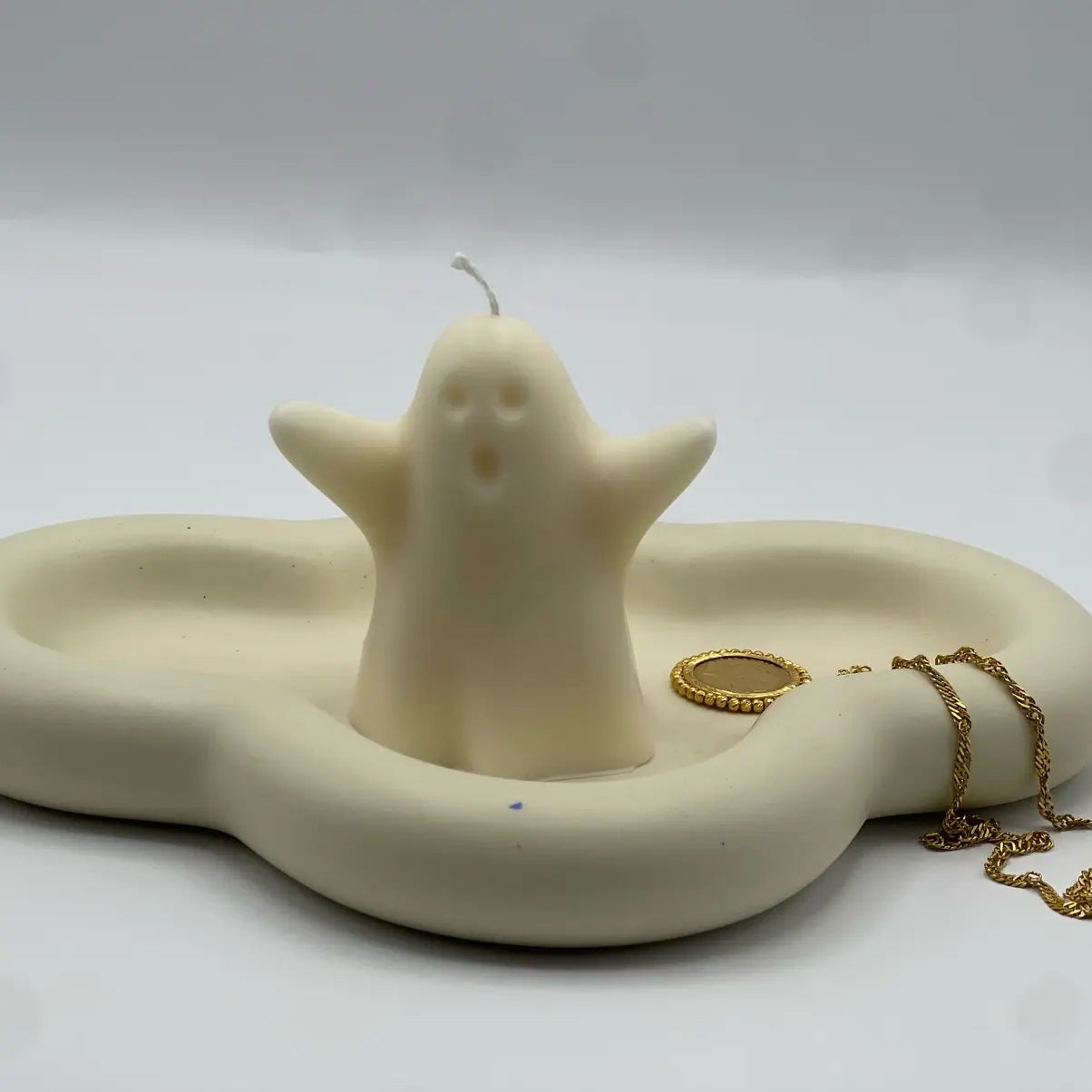 The Ghost Candles, Halloween Decor, Cute Ghost, Minimalist Halloween and Christmas Decor, Halloween Last Minute Gift, Holidays Gift Idea.