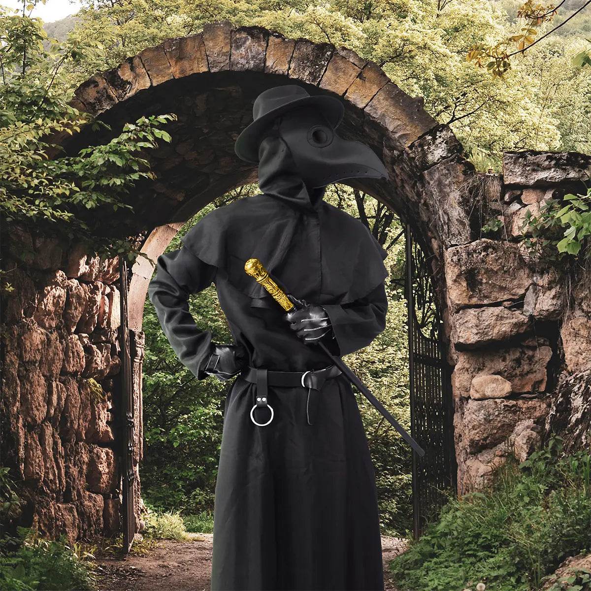 AYJKSEVEN Unique Scary Halloween Costume for Men, Plague Doctor Outfit with Bird Beak Mask & Hooded Black Cloak Robe, Mens Special Occasion Clothing (Halloween Costume Ideas), Unique Halloween Costume, Scary Halloween Costume Ideas